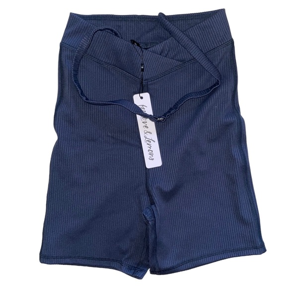 NWT For Love & Lemons Chloe Short in Midnight Blue - Picture 4 of 8